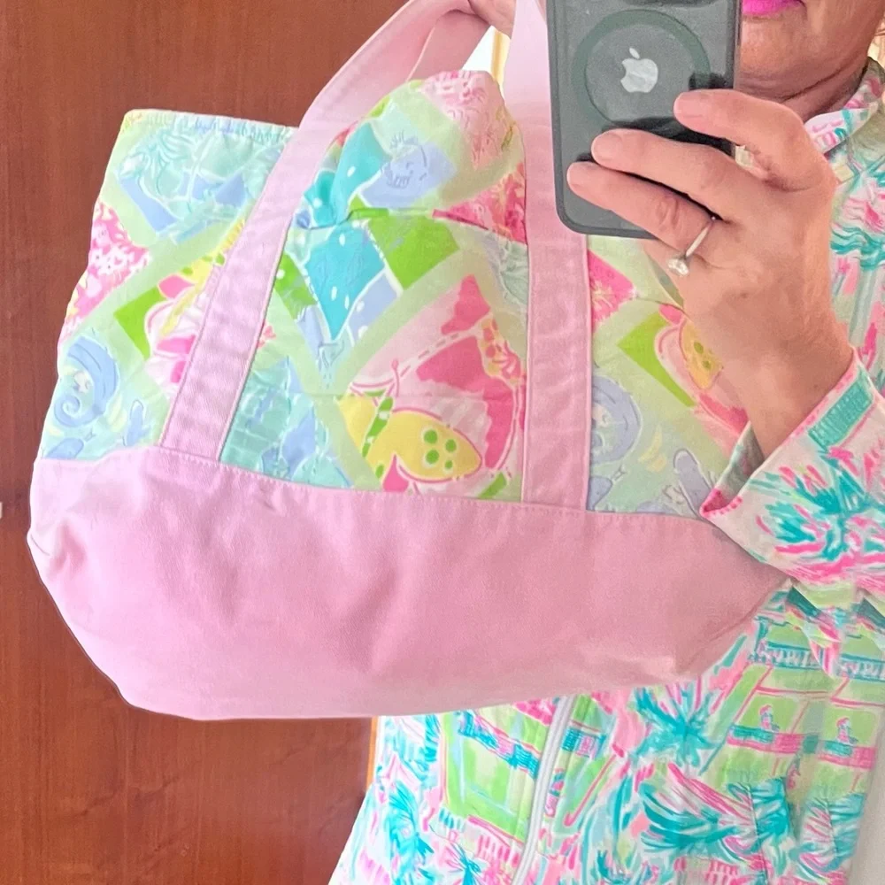 Lilly Pulitzer Pink and Green Tote Bag with Whimsical Design Vintage White Label - Picture 3 of 6